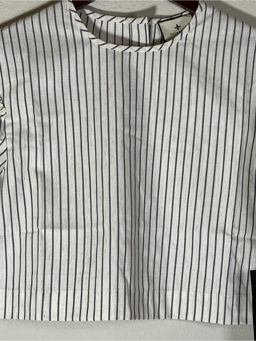 Tuckernuck Stripe Edie Puff Sleeve Top in Blue Linen New Cropped Size Medium